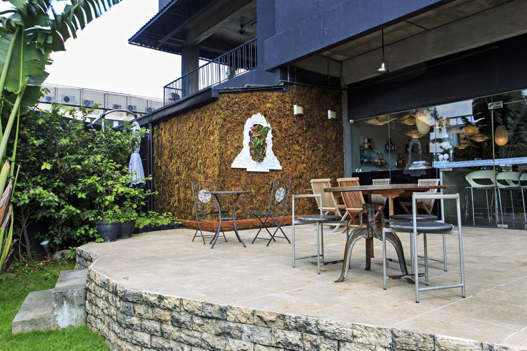 The Henry Hotel Cebu Stadt Exterior foto