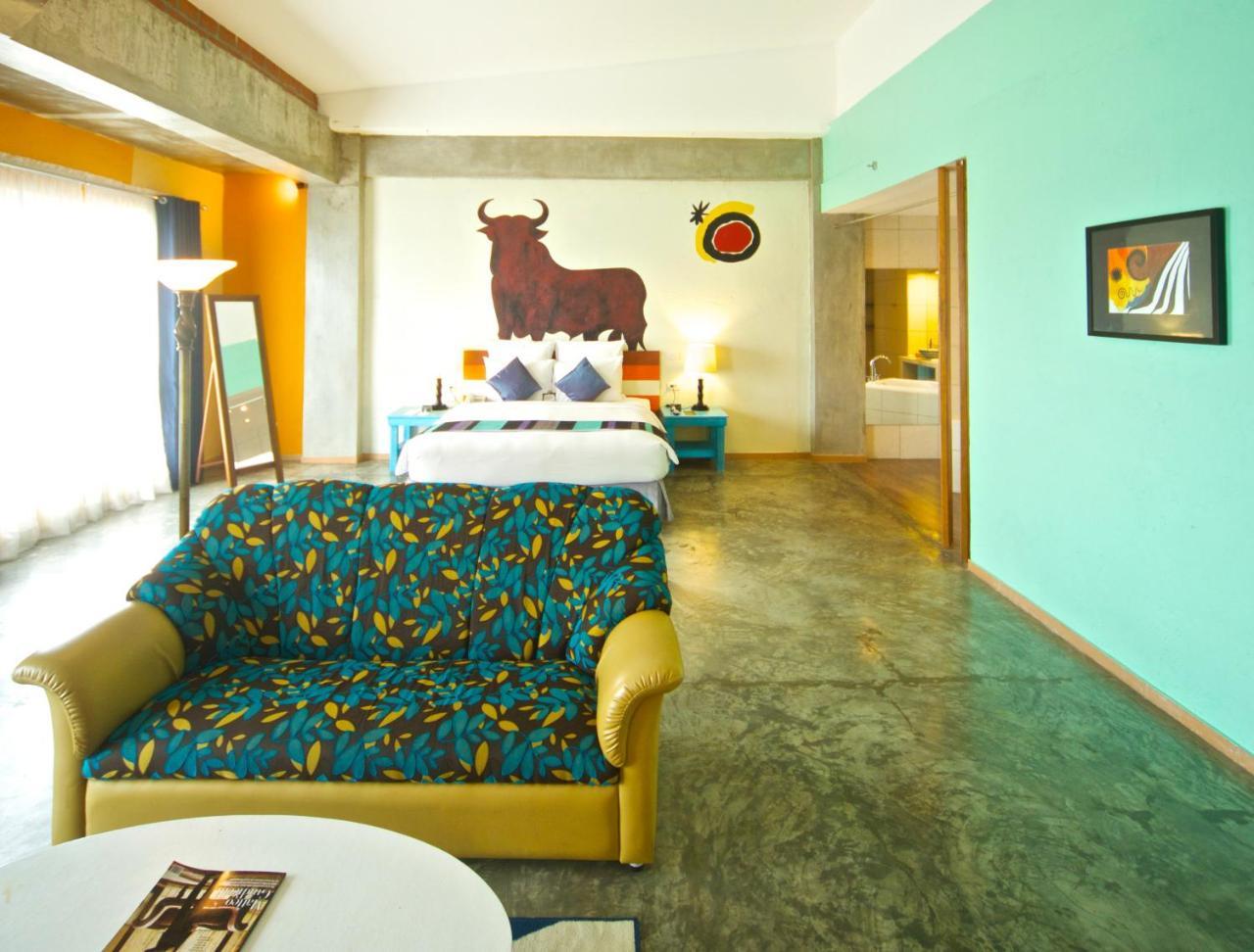 The Henry Hotel Cebu Stadt Exterior foto